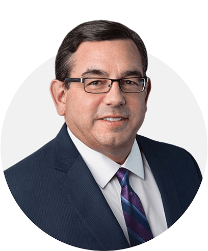 A headshot of Tim Osiecki