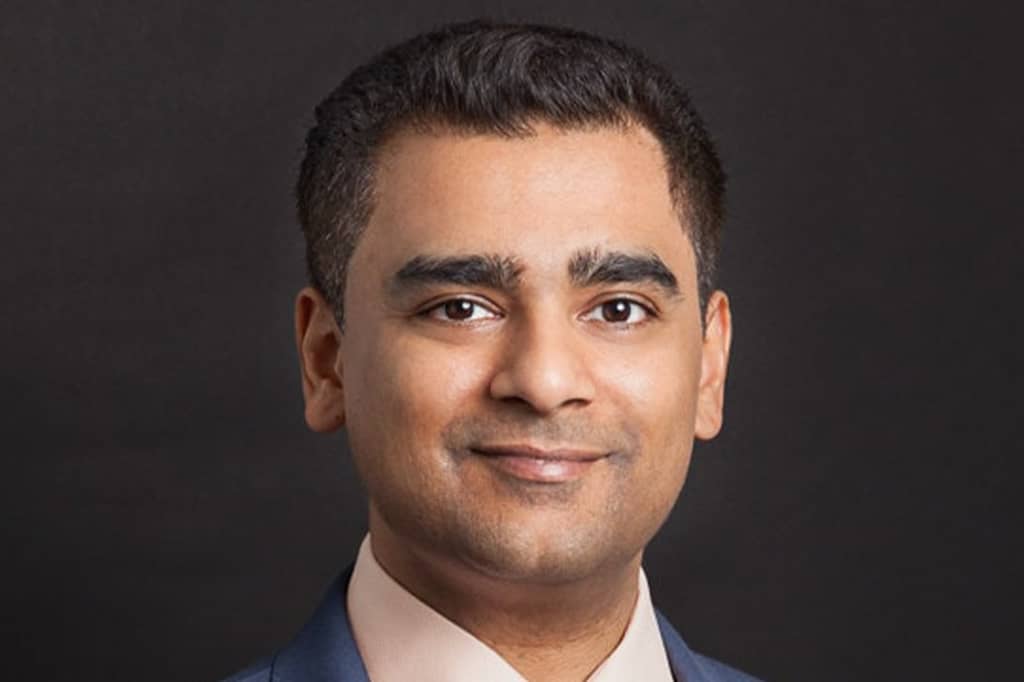dev headshot