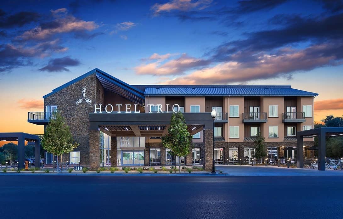All-Suite Hotel Trio in Sonoma County
