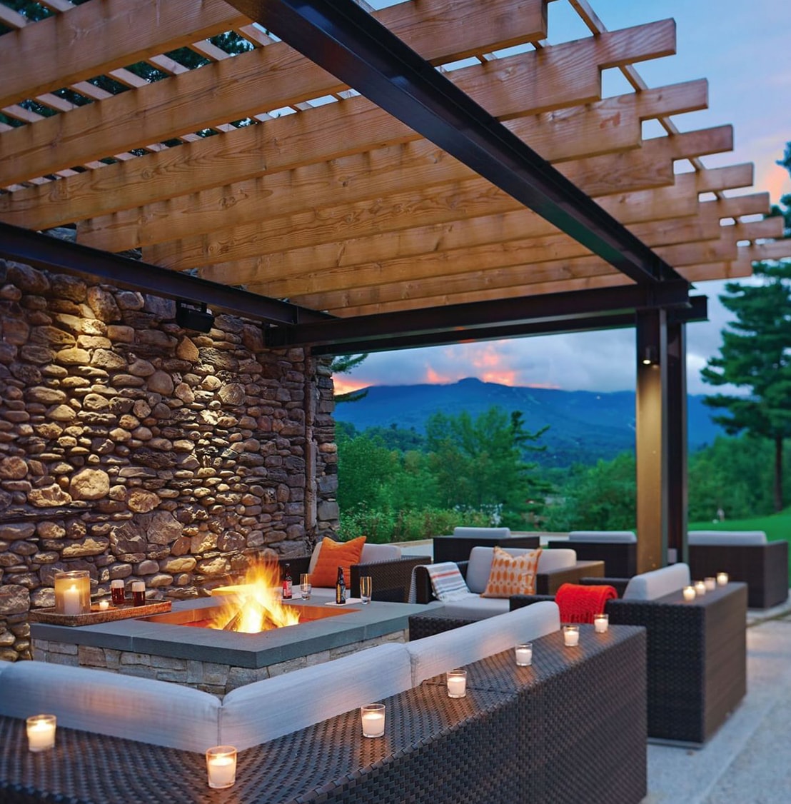 outdoor fireplace at topnotch resort